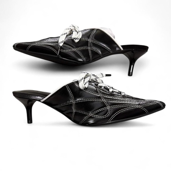 Steve Madden Black Pointed Kirby Mule Heels with White Lace Detail - Picture 3 of 7